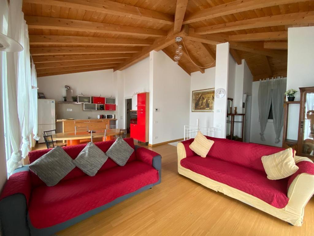 Apartmán Luxury Penthouse With Big Terrace Argegno Exteriér fotografie